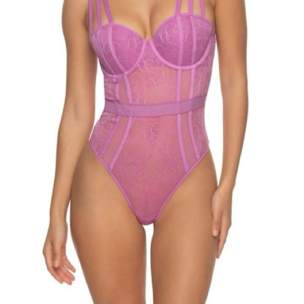 NWT Anika Orchid Lace Thong Bodysuit Size Medium